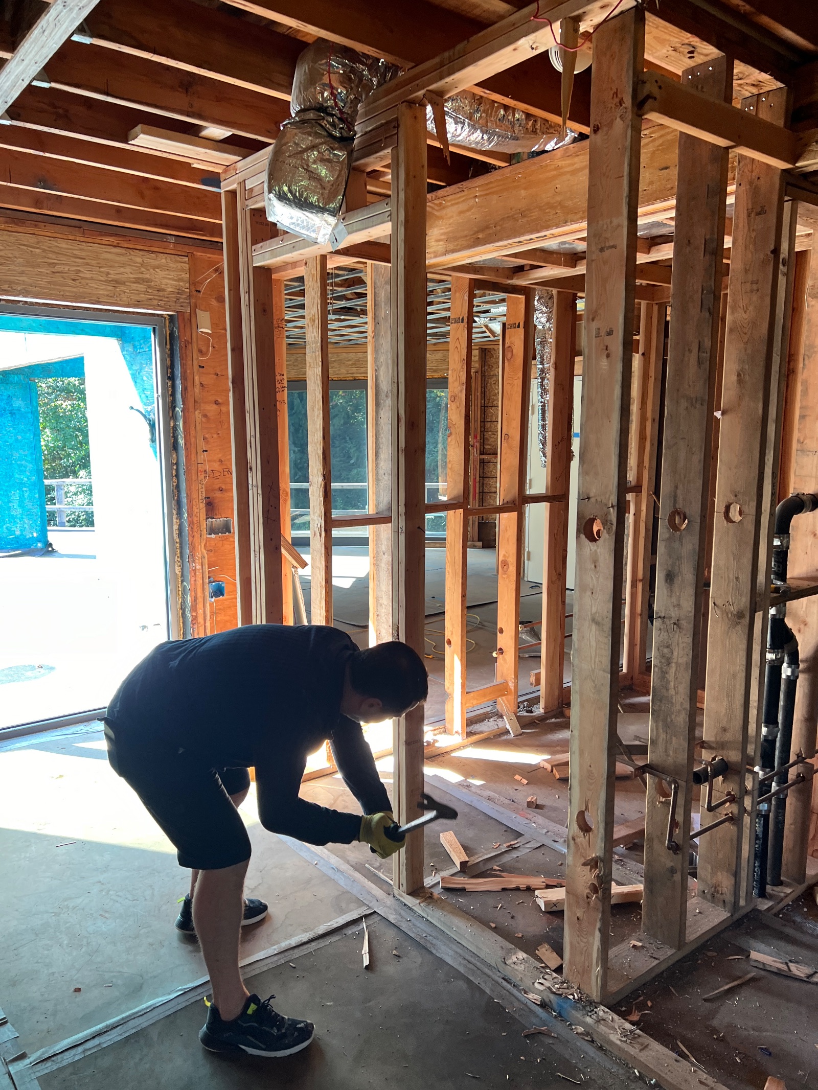 Expert carpenter NYC Sani Building Corp stair carpenter framing carpenter